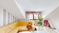 Provisionsfrei!!! Elbnahe Idylle: Einfamilienhaus mit romantischem Innenhof & viel Potenzial - Dachgeschoss_Zimmer