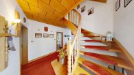 Treppenhaus - Ungestörtes Leben auf idyllischem Grundstück mit Teichen & traumhaftem Einfamilienhaus bei Staßfurt