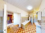 Osterpreis! Ländlicher Rückzugsort: Geräumiger Hof mit vielseitigen Nutzungsmöglichkeiten - Haus Erdgeschoss Badezimmer