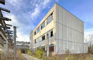 Provisionsfreies Gewerbeareal 3 Etagen a1.000 kg/m² Traglast -4.564 m²- am Industriepark Schönebeck, 39218 Schönebeck (Elbe), Industriehalle mit Freifläche