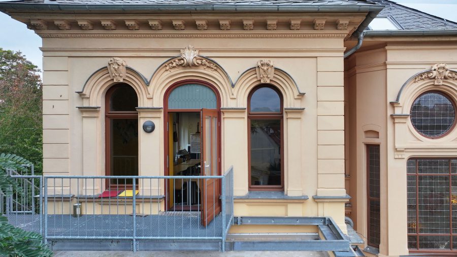 26_Notausgang-Balkon im Obergeschoss