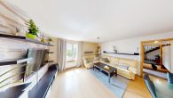 OG_rechts2_Wohnzimmer - Top Anlageobjekt mit starker Rendite – 9 Einheiten + Scheune, ausbaubar auf über 53.880 € p.a.