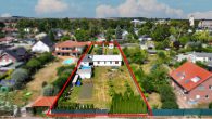 Suedost Luftbild - Natur, Ruhe und Stadtnähe vereint: Bungalow mit 2.140 m² Grundstück in bester Lage von Schönebeck