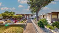 Hausansicht - Natur, Ruhe und Stadtnähe vereint: Bungalow mit 2.140 m² Grundstück in bester Lage von Schönebeck