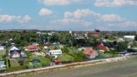 Suedliches Luftbild - Natur, Ruhe und Stadtnähe vereint: Bungalow mit 2.140 m² Grundstück in bester Lage von Schönebeck