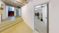 Kellereingang und Treppe zum Hinterausgang - Flexible Gewerbe-/Wohneinheit mit Schaufenster & Stellplätzen – ruhig & citynah bei Berlin