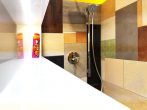 Bad_Dusche - Design trifft Natur – Ferienwohnung am Kanal für bis zu 8 Personen (115m2) in Schönebeck