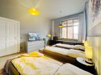 Schlafzimmer1_Blick vom Schrank - Design trifft Natur – Ferienwohnung am Kanal für bis zu 8 Personen (115m2) in Schönebeck