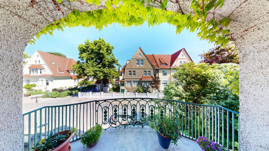 Balkon OG