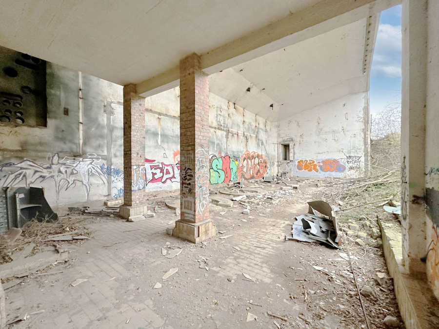 Suedliche Innenansicht Bunker