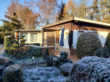 ❤ Gepflegtes Gartengrundstück mit Ferienhaus inkl. Sauna & Kamin auf dem Land und guter Anbindung ❤, 39343 Süplingen, Bungalow