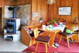 ❤ Gepflegtes Gartengrundstück mit Ferienhaus inkl. Sauna & Kamin auf dem Land mit guter Anbindung ❤ - Wohnzimmer mit Kamin